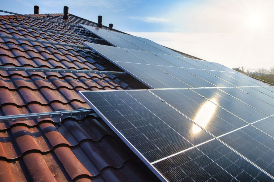 Fotovoltaico e dichiarazione dei redditi (730): cosa dichiarare e come scaricare i dati dal GSE  Hai un impianto fotovoltaico domestico? Scopri cosa va dichiarato, cosa no e come scaricare dal GSE i dati per il 730 o il Modello Redditi.