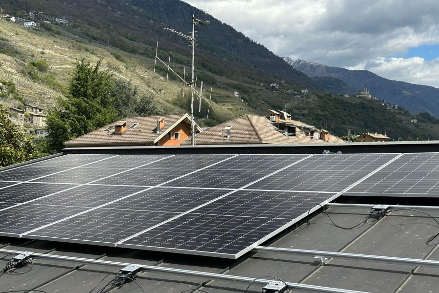 Dal 3 agosto 2026 cambiano gli obblighi sulle fonti rinnovabili per nuove costruzioni e ristrutturazioni. Scopri percentuali, interventi interessati e come trasformare l’obbligo in un’opportunità energetica.